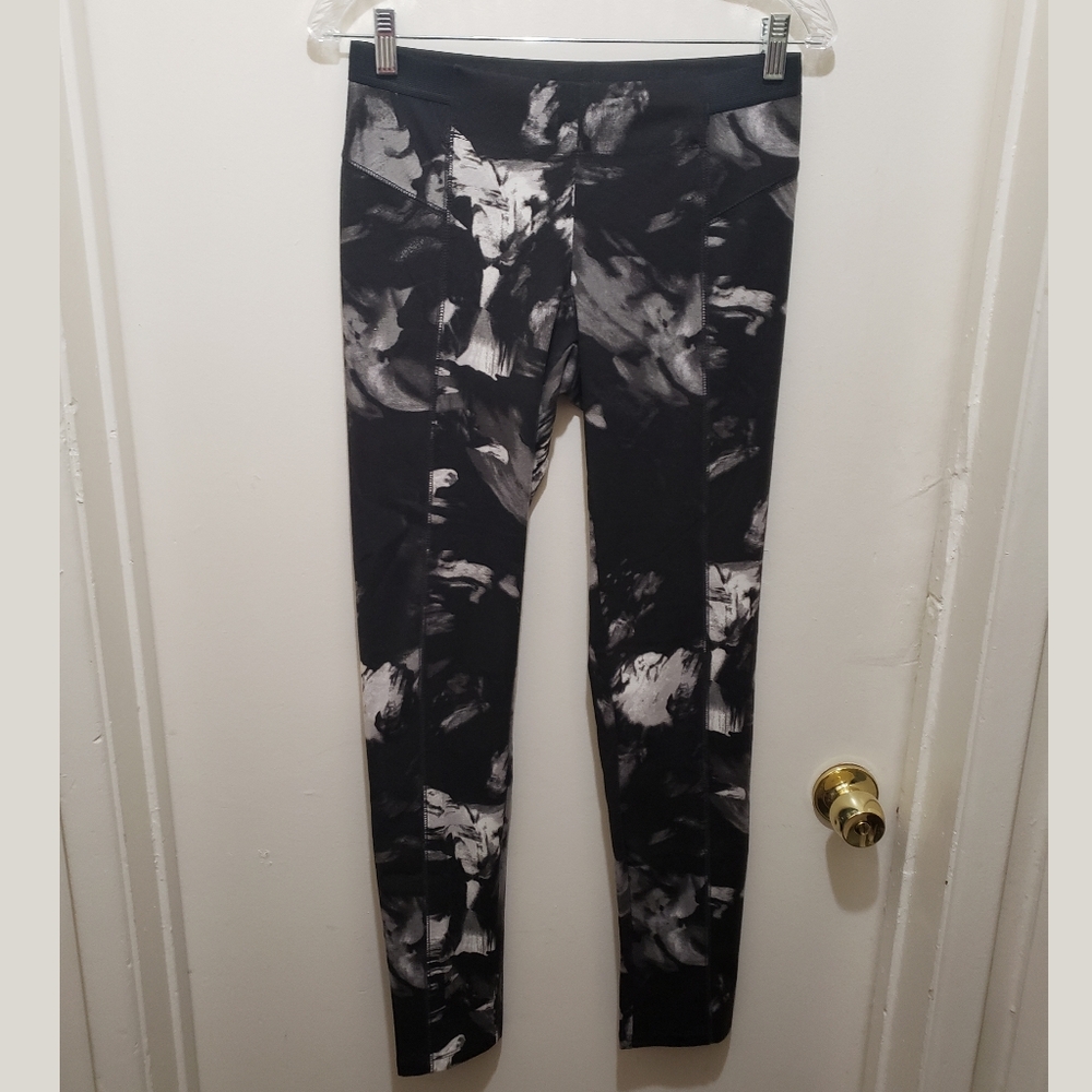 SimplyVera Vera Wang Black and Grey Leggings